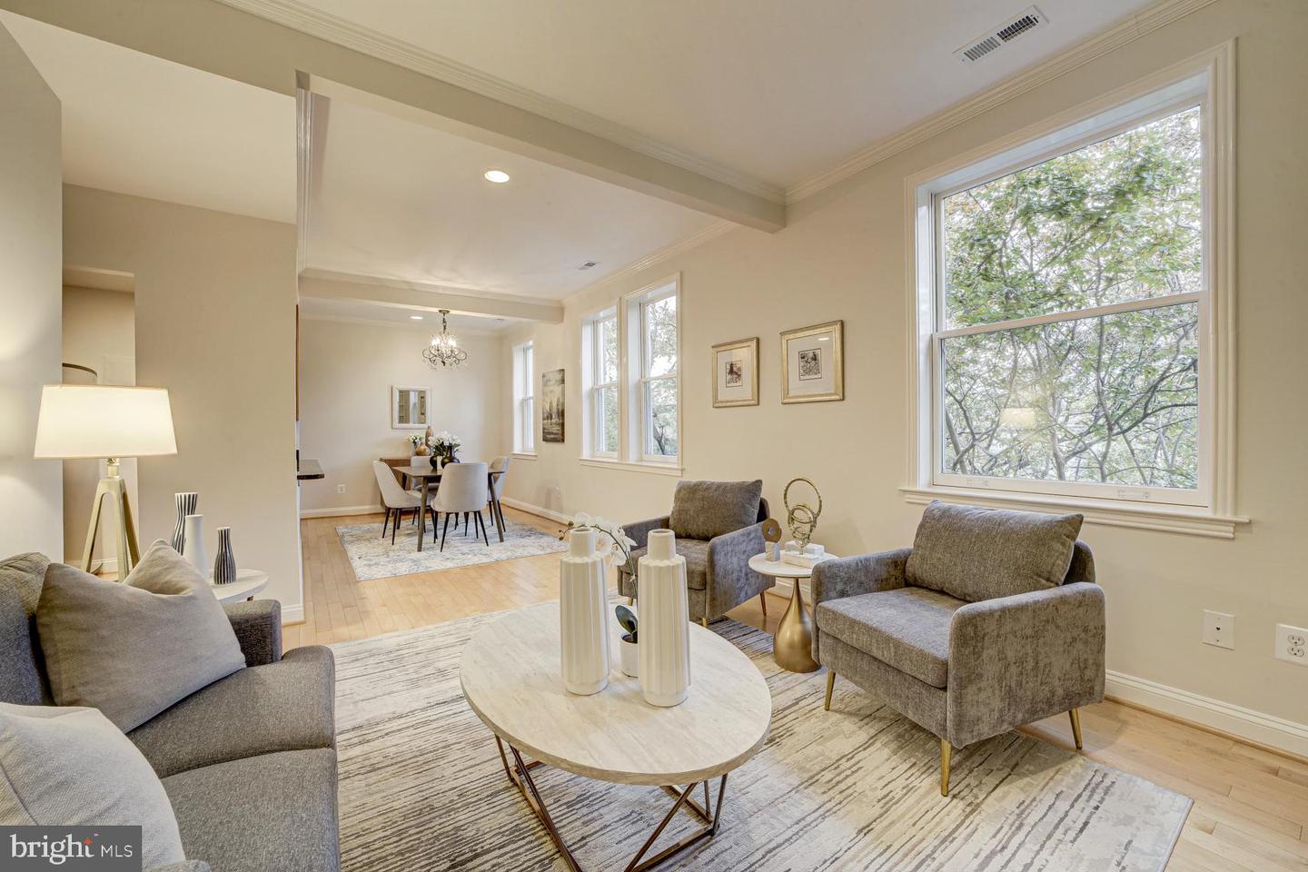 220 13TH ST SE #24, WASHINGTON, District Of Columbia 20003, 2 Bedrooms Bedrooms, ,1 BathroomBathrooms,Residential,For sale,220 13TH ST SE #24,DCDC2229734 MLS # DCDC2229734