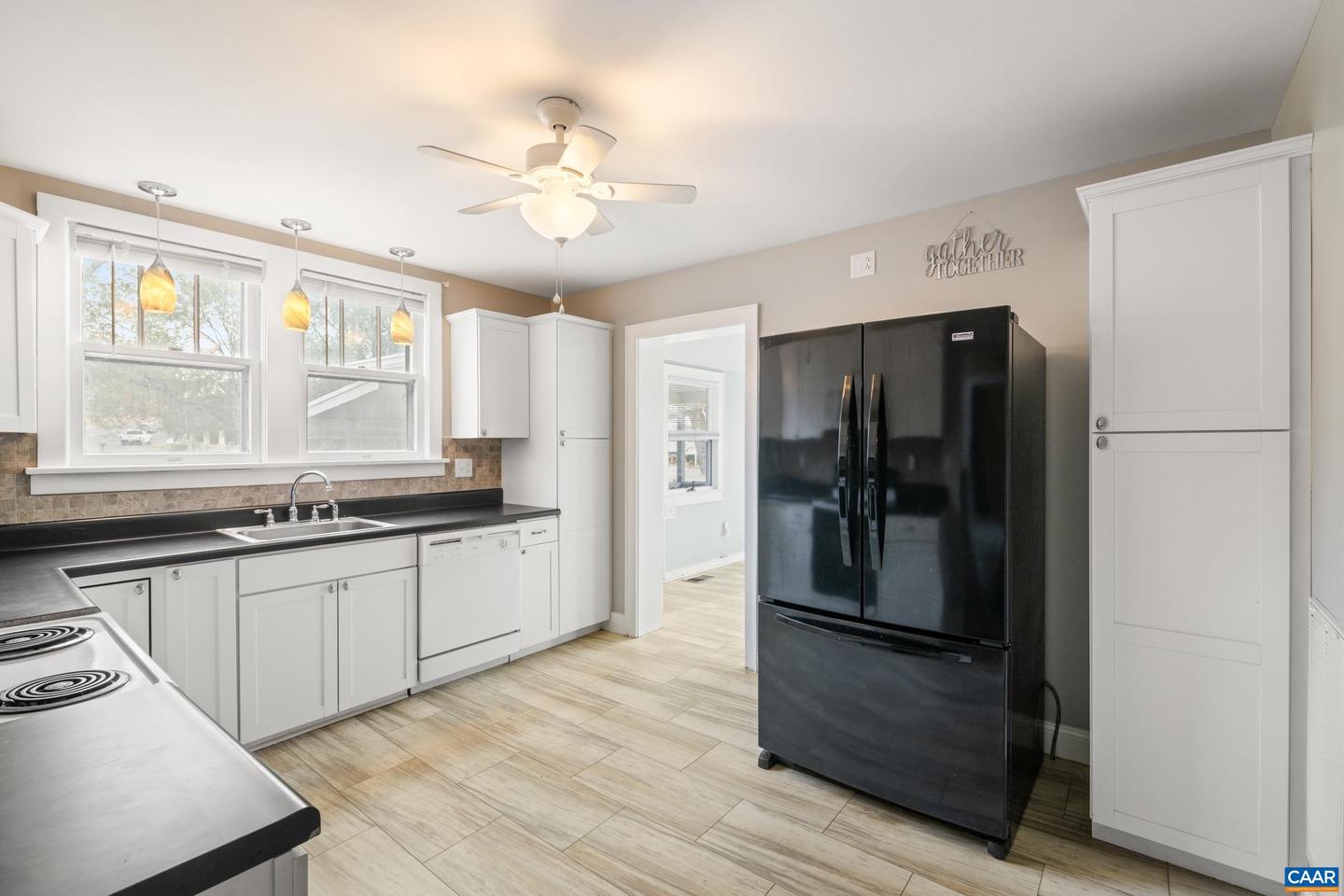 21 PORT REPUBLIC RD, HARRISONBURG, Virginia 22801, 5 Bedrooms Bedrooms, ,2 BathroomsBathrooms,Residential,For sale,21 PORT REPUBLIC RD,670564 MLS # 670564