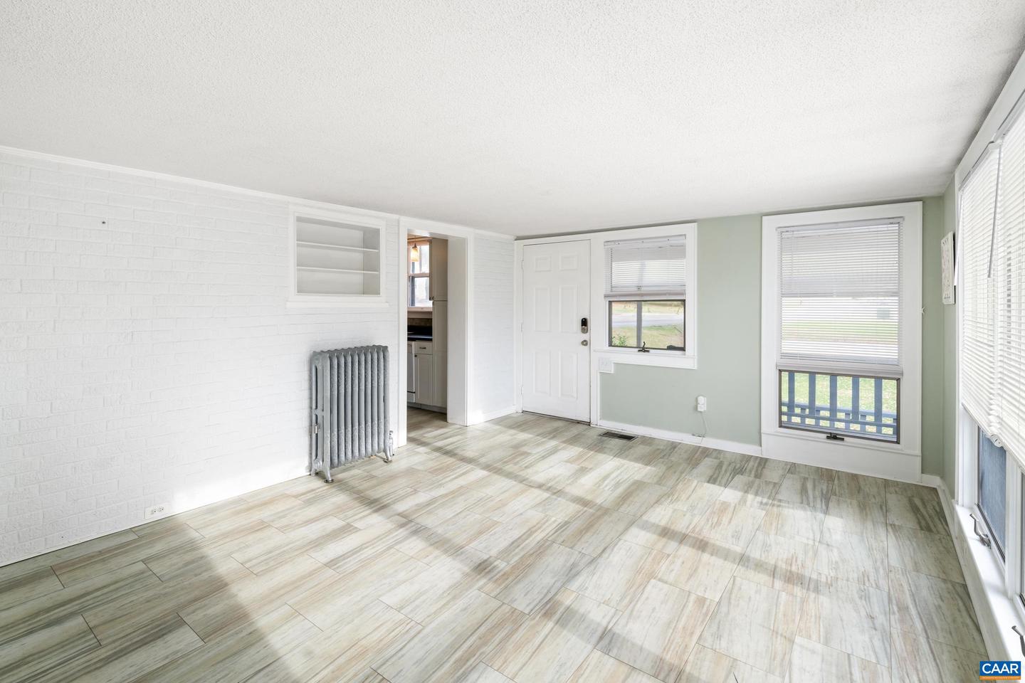 21 PORT REPUBLIC RD, HARRISONBURG, Virginia 22801, 5 Bedrooms Bedrooms, ,2 BathroomsBathrooms,Residential,For sale,21 PORT REPUBLIC RD,670564 MLS # 670564