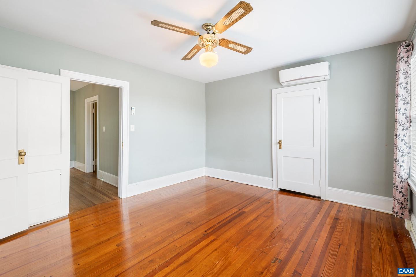 21 PORT REPUBLIC RD, HARRISONBURG, Virginia 22801, 5 Bedrooms Bedrooms, ,2 BathroomsBathrooms,Residential,For sale,21 PORT REPUBLIC RD,670564 MLS # 670564