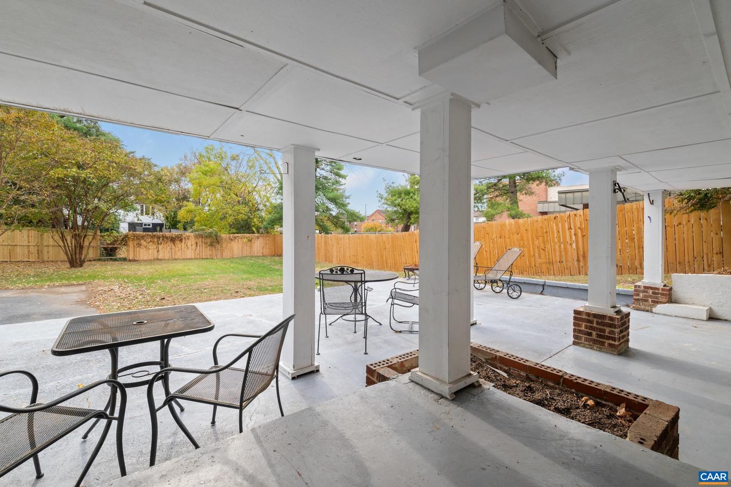 21 PORT REPUBLIC RD, HARRISONBURG, Virginia 22801, 5 Bedrooms Bedrooms, ,2 BathroomsBathrooms,Residential,For sale,21 PORT REPUBLIC RD,670564 MLS # 670564