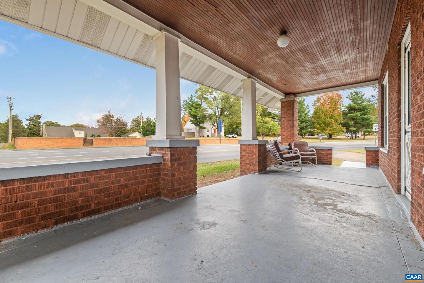 21 PORT REPUBLIC RD, HARRISONBURG, Virginia 22801, 5 Bedrooms Bedrooms, ,2 BathroomsBathrooms,Residential,For sale,21 PORT REPUBLIC RD,670564 MLS # 670564