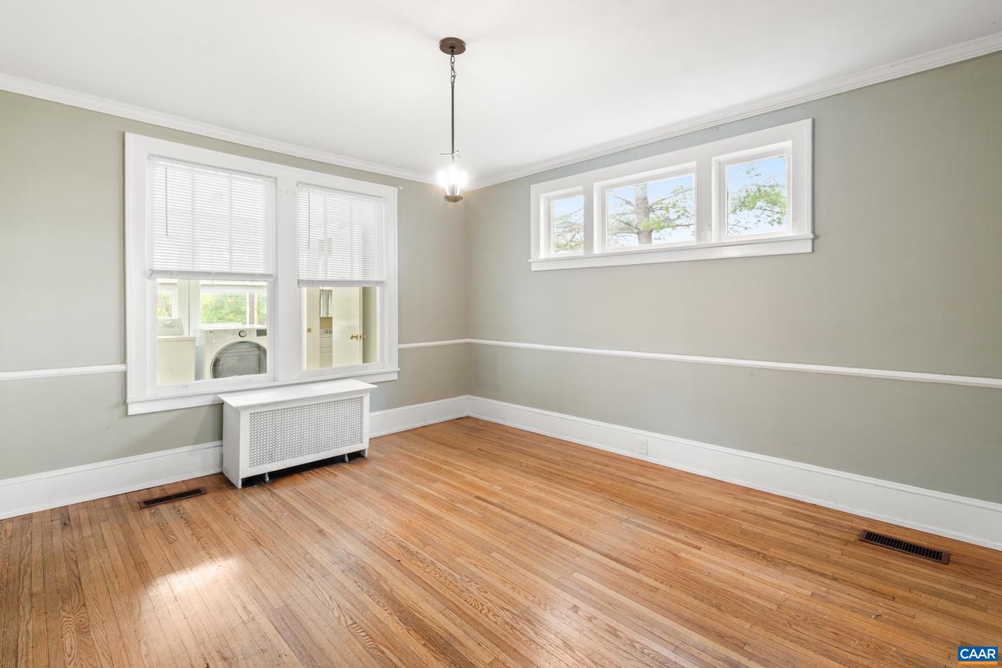 21 PORT REPUBLIC RD, HARRISONBURG, Virginia 22801, 5 Bedrooms Bedrooms, ,2 BathroomsBathrooms,Residential,For sale,21 PORT REPUBLIC RD,670564 MLS # 670564