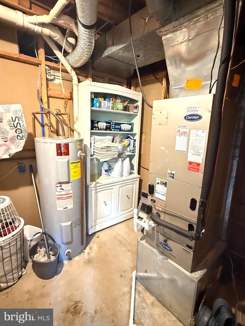 1137 COLUMBUS DR, STAFFORD, Virginia 22554, 4 Bedrooms Bedrooms, ,3 BathroomsBathrooms,Residential,For sale,1137 COLUMBUS DR,VAST2043928 MLS # VAST2043928