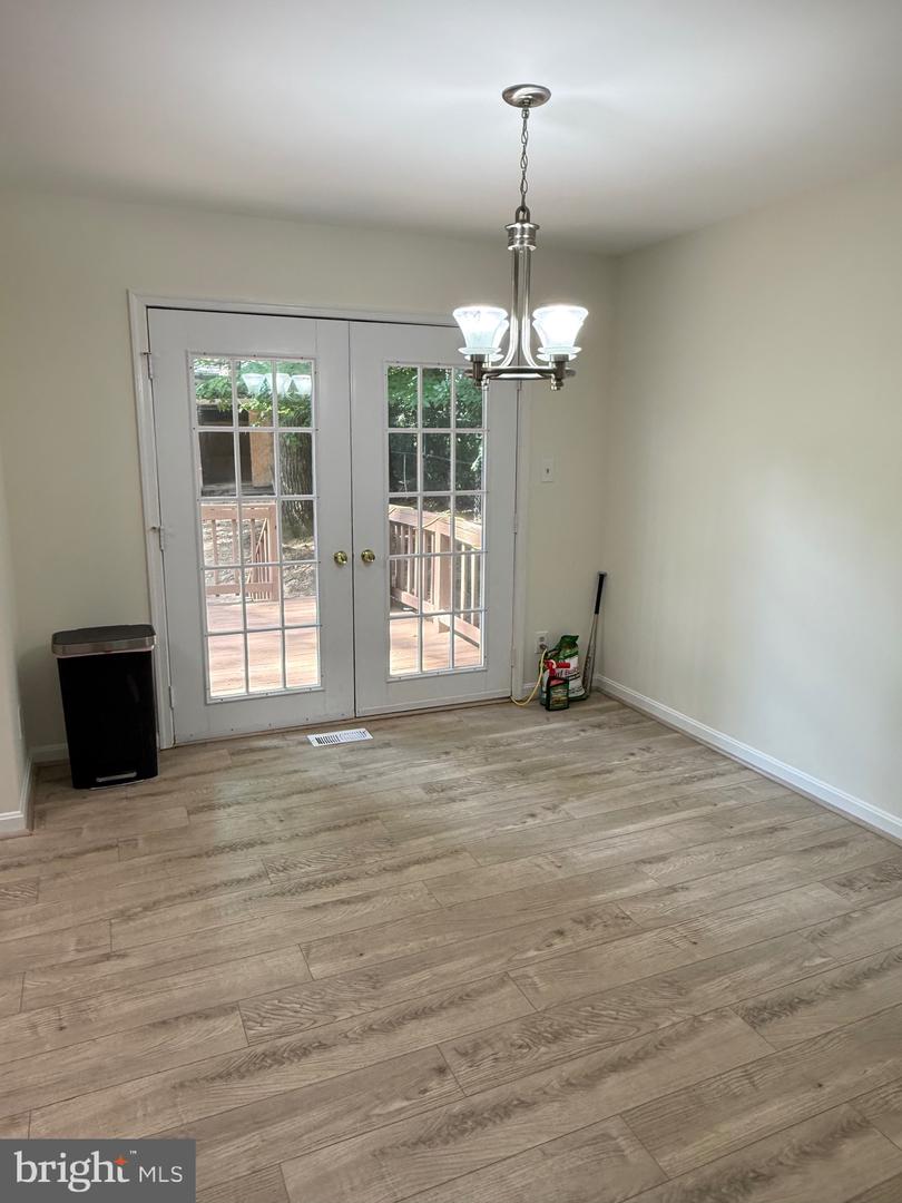 1137 COLUMBUS DR, STAFFORD, Virginia 22554, 4 Bedrooms Bedrooms, ,3 BathroomsBathrooms,Residential,For sale,1137 COLUMBUS DR,VAST2043928 MLS # VAST2043928