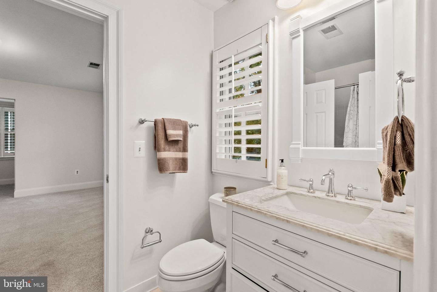 215 WOODLAND TER #A, ALEXANDRIA, Virginia 22302, 5 Bedrooms Bedrooms, ,4 BathroomsBathrooms,Residential,For sale,215 WOODLAND TER #A,VAAX2051324 MLS # VAAX2051324