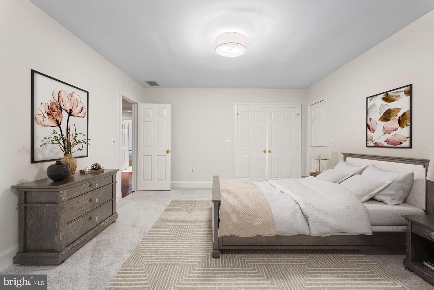 215 WOODLAND TER #A, ALEXANDRIA, Virginia 22302, 5 Bedrooms Bedrooms, ,4 BathroomsBathrooms,Residential,For sale,215 WOODLAND TER #A,VAAX2051324 MLS # VAAX2051324