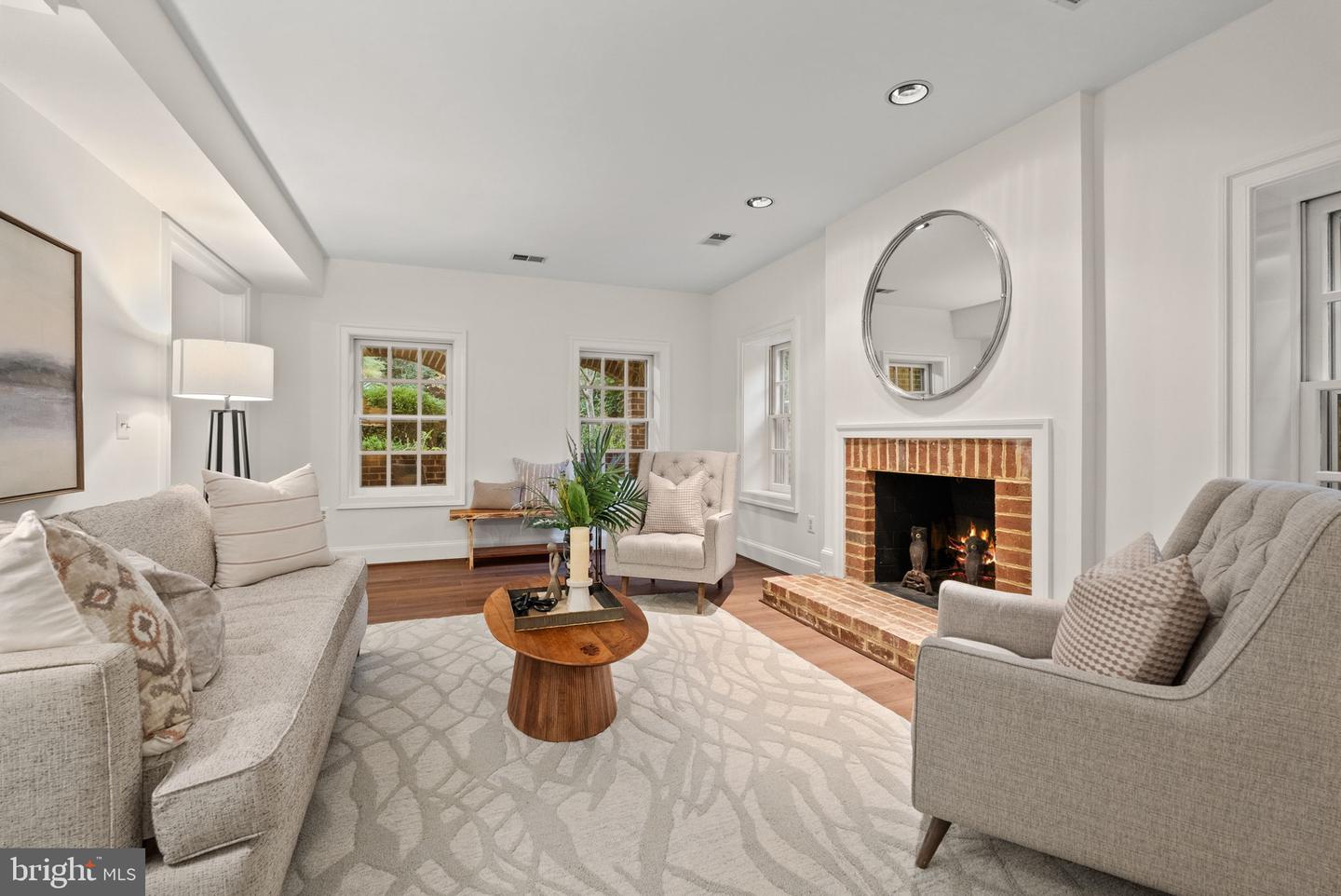 215 WOODLAND TER #A, ALEXANDRIA, Virginia 22302, 5 Bedrooms Bedrooms, ,4 BathroomsBathrooms,Residential,For sale,215 WOODLAND TER #A,VAAX2051324 MLS # VAAX2051324