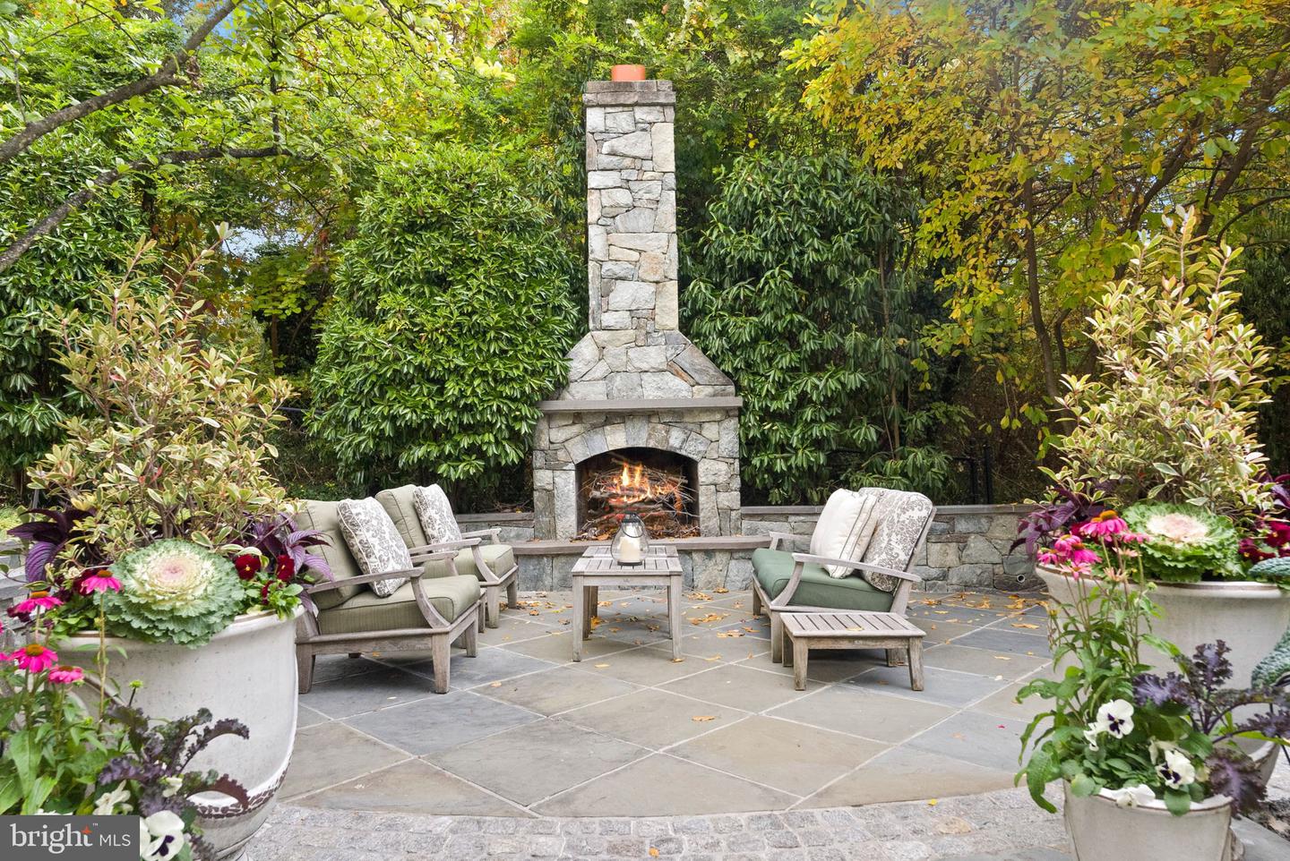 215 WOODLAND TER #A, ALEXANDRIA, Virginia 22302, 5 Bedrooms Bedrooms, ,4 BathroomsBathrooms,Residential,For sale,215 WOODLAND TER #A,VAAX2051324 MLS # VAAX2051324