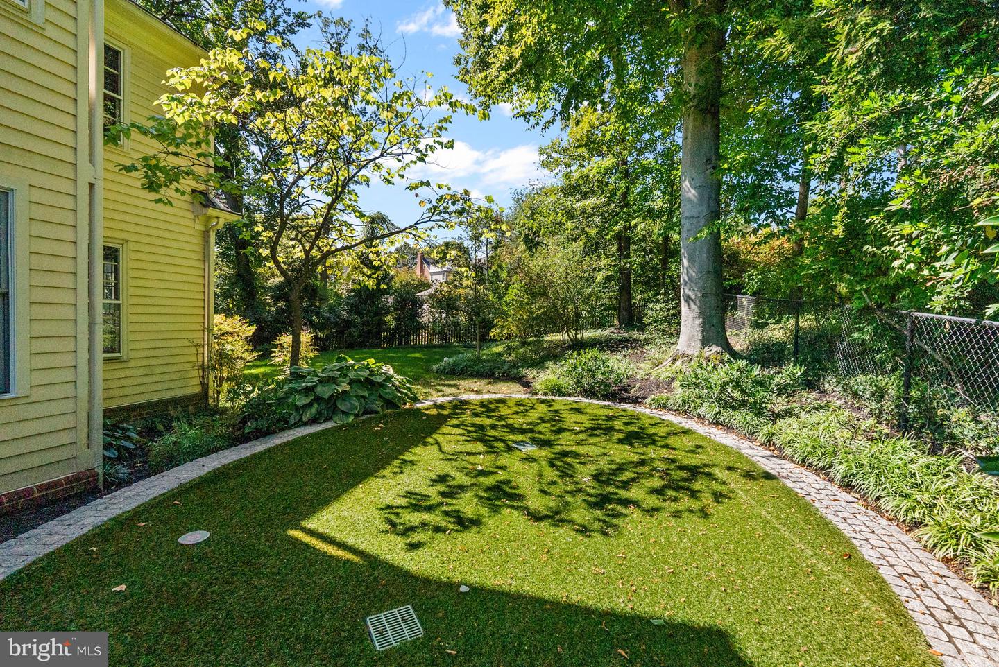 215 WOODLAND TER #A, ALEXANDRIA, Virginia 22302, 5 Bedrooms Bedrooms, ,4 BathroomsBathrooms,Residential,For sale,215 WOODLAND TER #A,VAAX2051324 MLS # VAAX2051324