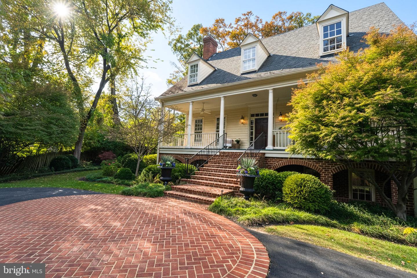 215 WOODLAND TER #A, ALEXANDRIA, Virginia 22302, 5 Bedrooms Bedrooms, ,4 BathroomsBathrooms,Residential,For sale,215 WOODLAND TER #A,VAAX2051324 MLS # VAAX2051324