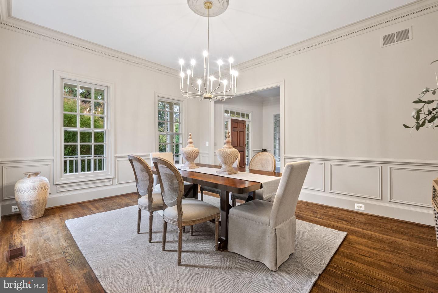 215 WOODLAND TER #A, ALEXANDRIA, Virginia 22302, 5 Bedrooms Bedrooms, ,4 BathroomsBathrooms,Residential,For sale,215 WOODLAND TER #A,VAAX2051324 MLS # VAAX2051324