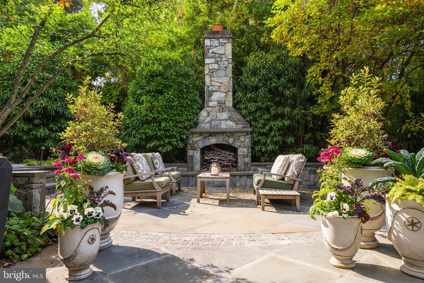 215 WOODLAND TER #A, ALEXANDRIA, Virginia 22302, 5 Bedrooms Bedrooms, ,4 BathroomsBathrooms,Residential,For sale,215 WOODLAND TER #A,VAAX2051324 MLS # VAAX2051324