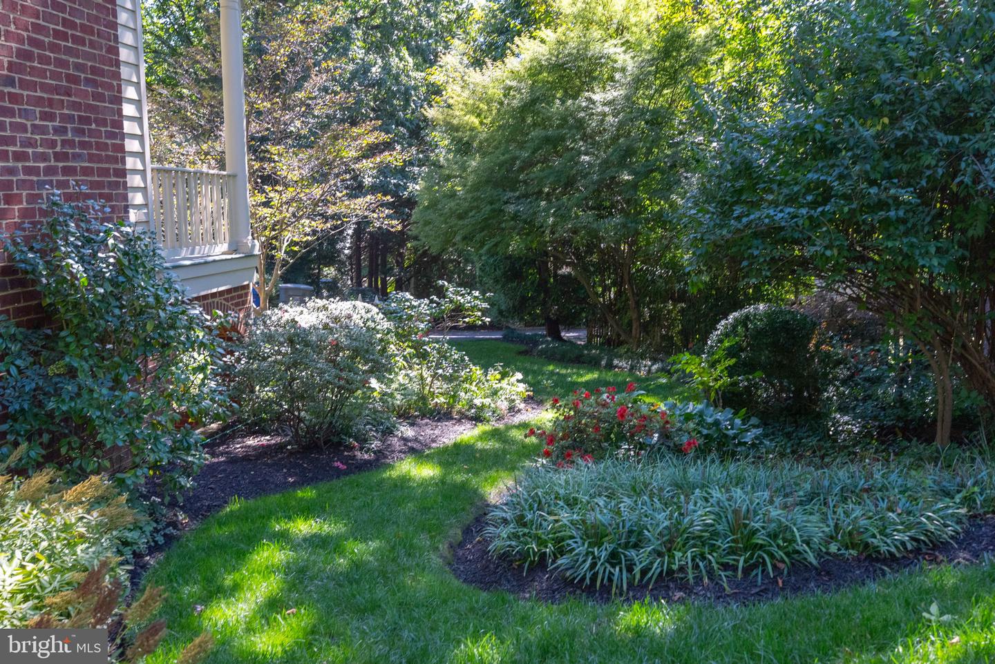 215 WOODLAND TER #A, ALEXANDRIA, Virginia 22302, 5 Bedrooms Bedrooms, ,4 BathroomsBathrooms,Residential,For sale,215 WOODLAND TER #A,VAAX2051324 MLS # VAAX2051324