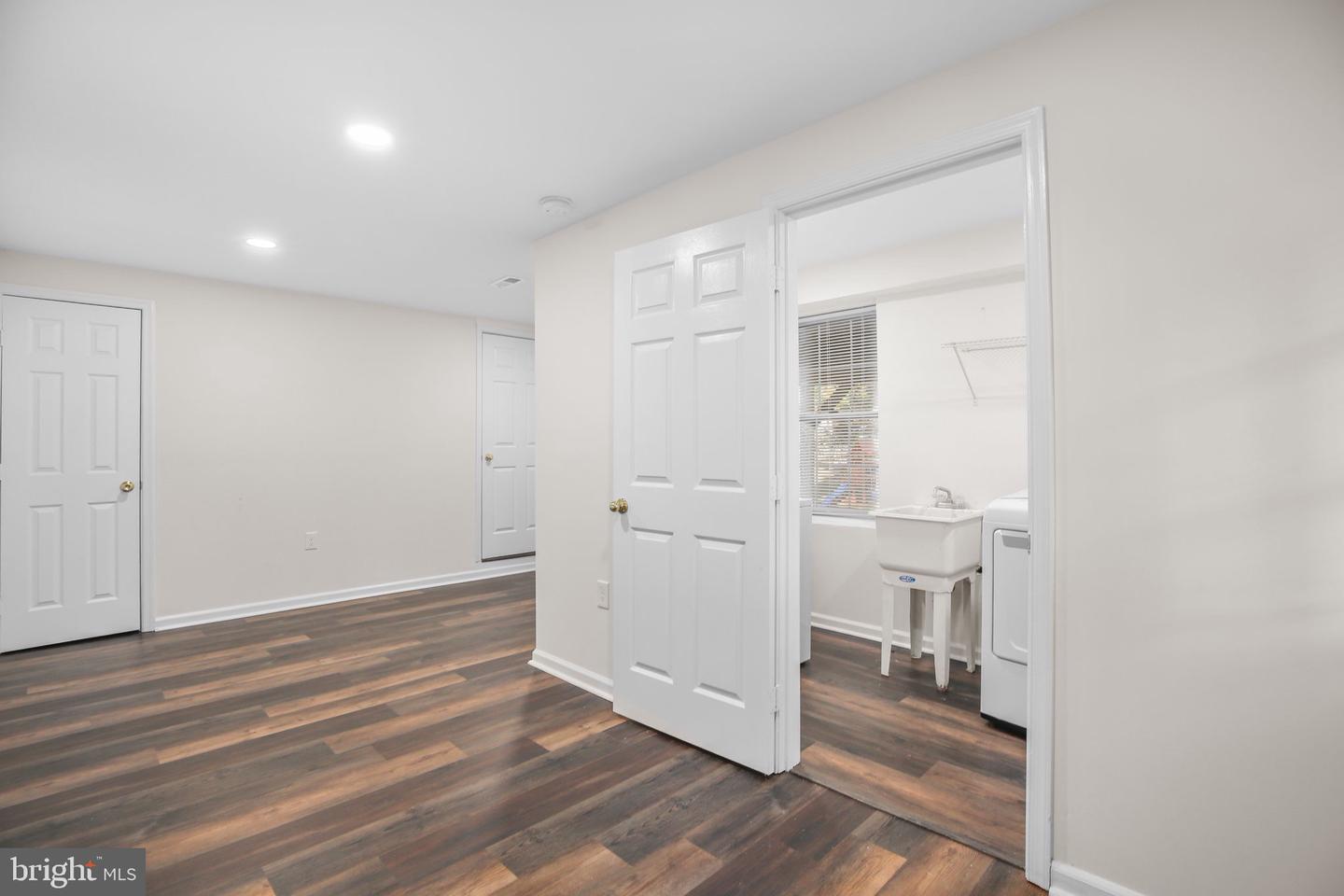 1701 ROGERS ST, FREDERICKSBURG, Virginia 22405, 4 Bedrooms Bedrooms, 7 Rooms Rooms,3 BathroomsBathrooms,Residential,For sale,1701 ROGERS ST,VAST2043934 MLS # VAST2043934