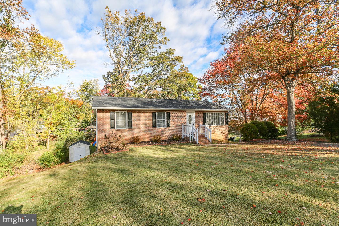 1701 ROGERS ST, FREDERICKSBURG, Virginia 22405, 4 Bedrooms Bedrooms, 7 Rooms Rooms,3 BathroomsBathrooms,Residential,For sale,1701 ROGERS ST,VAST2043934 MLS # VAST2043934