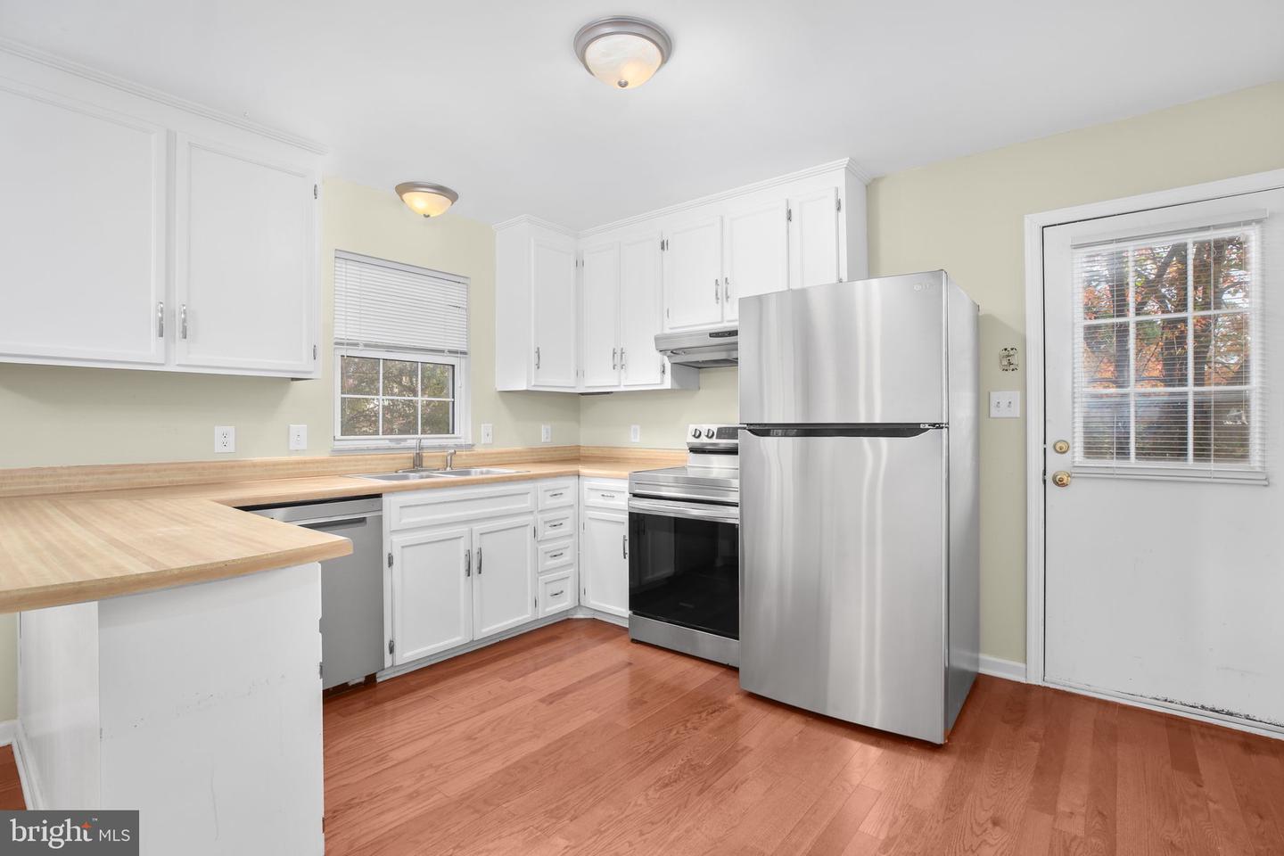 1701 ROGERS ST, FREDERICKSBURG, Virginia 22405, 4 Bedrooms Bedrooms, 7 Rooms Rooms,3 BathroomsBathrooms,Residential,For sale,1701 ROGERS ST,VAST2043934 MLS # VAST2043934