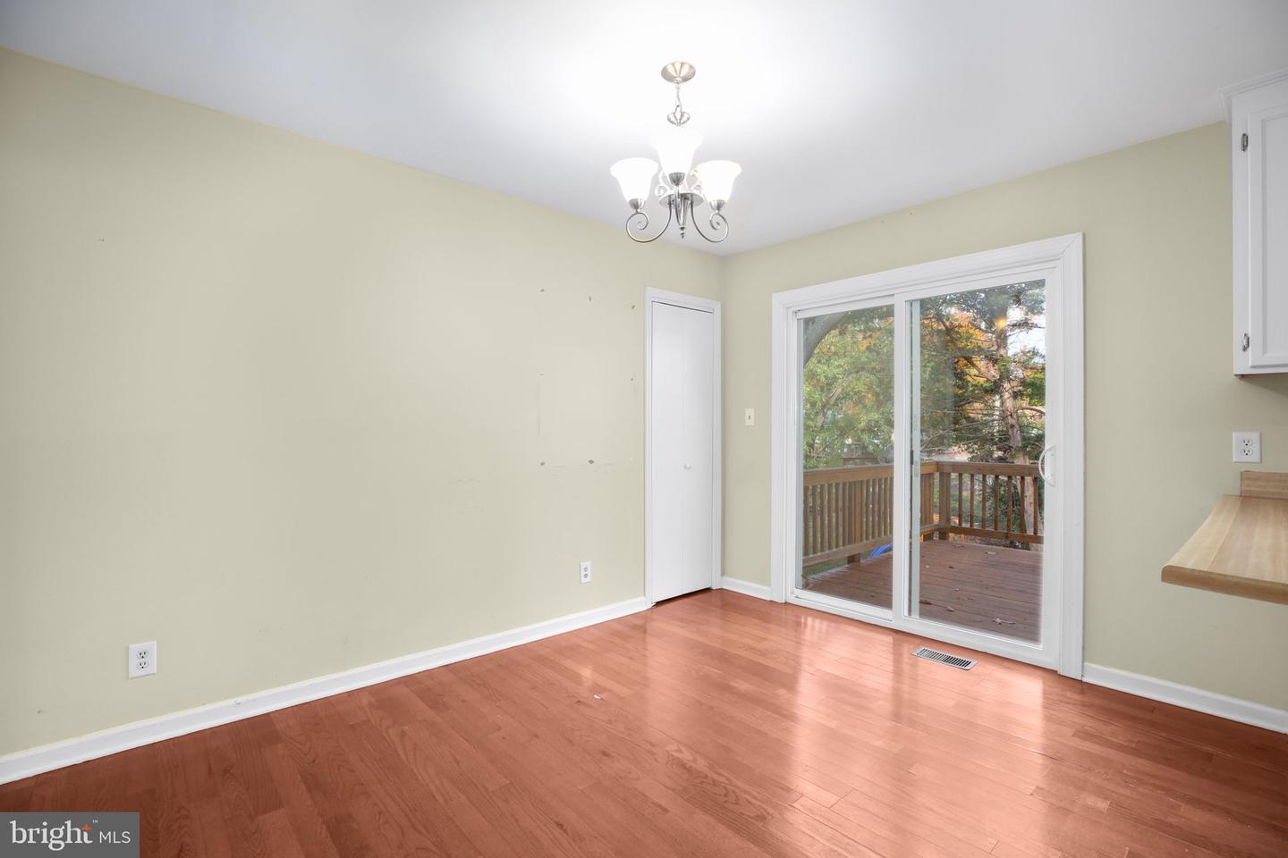 1701 ROGERS ST, FREDERICKSBURG, Virginia 22405, 4 Bedrooms Bedrooms, 7 Rooms Rooms,3 BathroomsBathrooms,Residential,For sale,1701 ROGERS ST,VAST2043934 MLS # VAST2043934