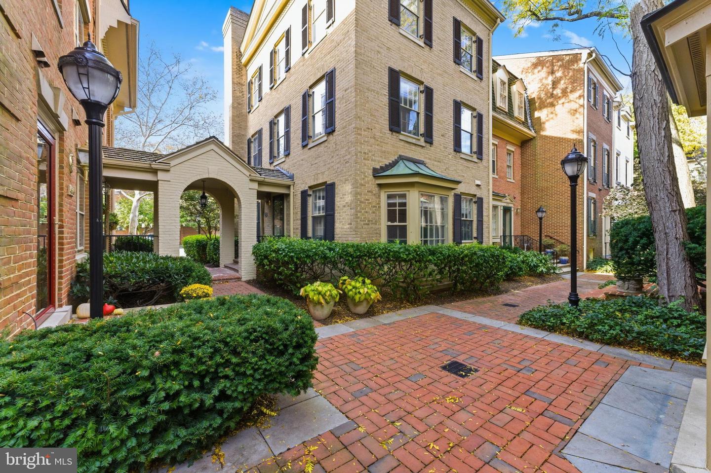 4354 WESTOVER PL NW, WASHINGTON, District Of Columbia 20016, 3 Bedrooms Bedrooms, 12 Rooms Rooms,4 BathroomsBathrooms,Residential,For sale,4354 WESTOVER PL NW,DCDC2229732 MLS # DCDC2229732