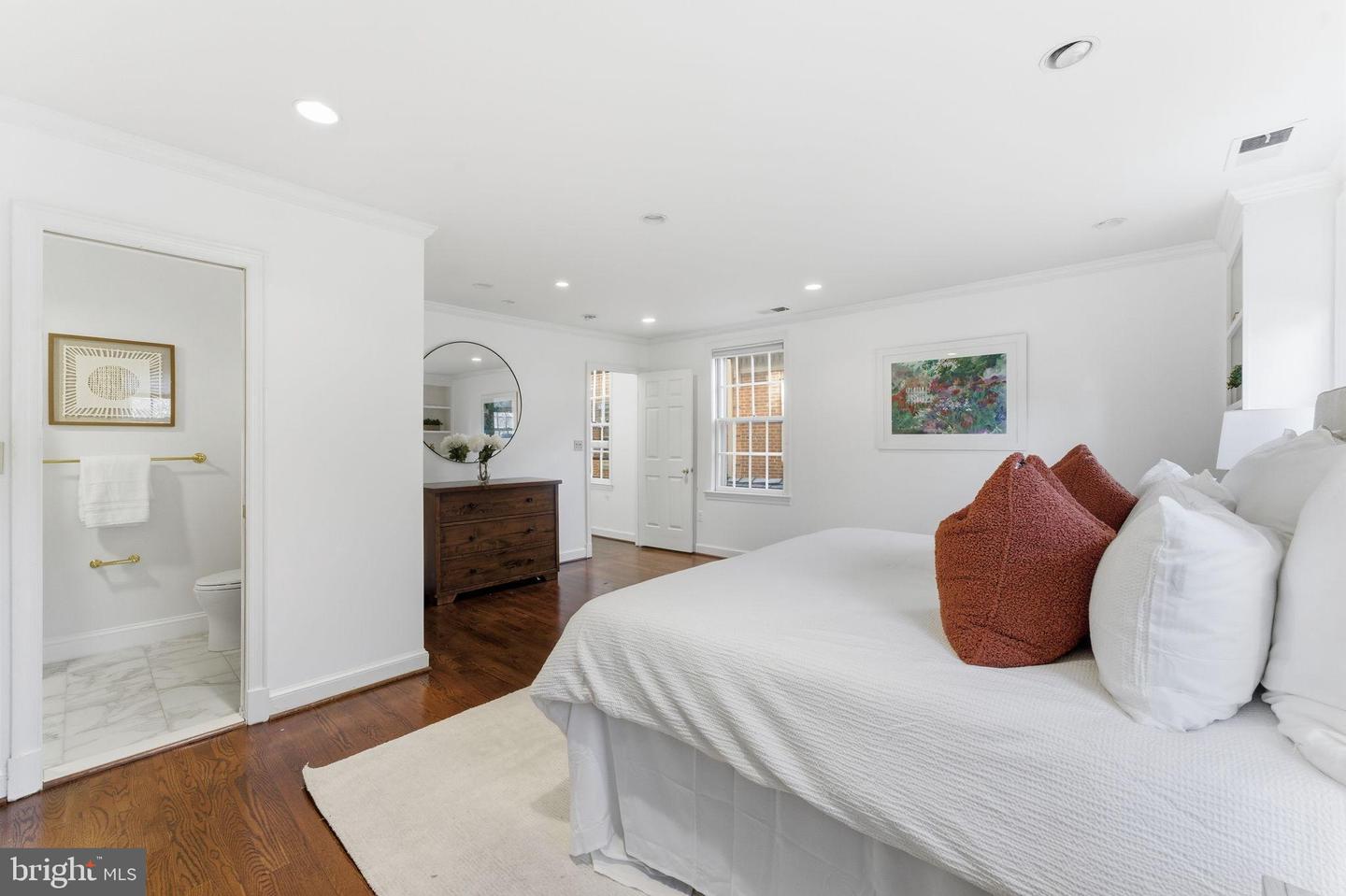 4354 WESTOVER PL NW, WASHINGTON, District Of Columbia 20016, 3 Bedrooms Bedrooms, 12 Rooms Rooms,4 BathroomsBathrooms,Residential,For sale,4354 WESTOVER PL NW,DCDC2229732 MLS # DCDC2229732