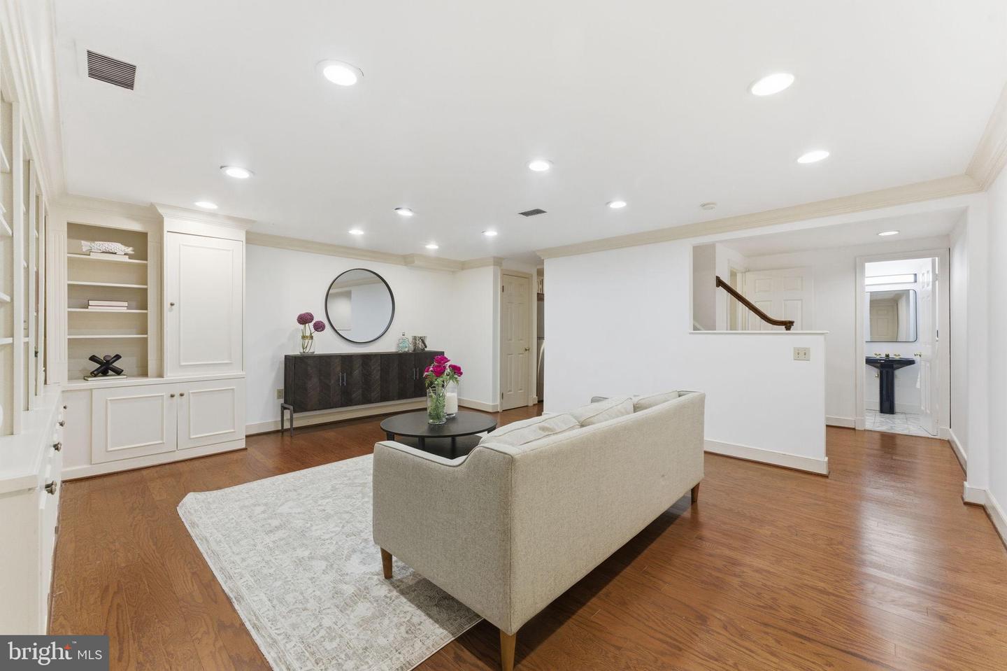 4354 WESTOVER PL NW, WASHINGTON, District Of Columbia 20016, 3 Bedrooms Bedrooms, 12 Rooms Rooms,4 BathroomsBathrooms,Residential,For sale,4354 WESTOVER PL NW,DCDC2229732 MLS # DCDC2229732