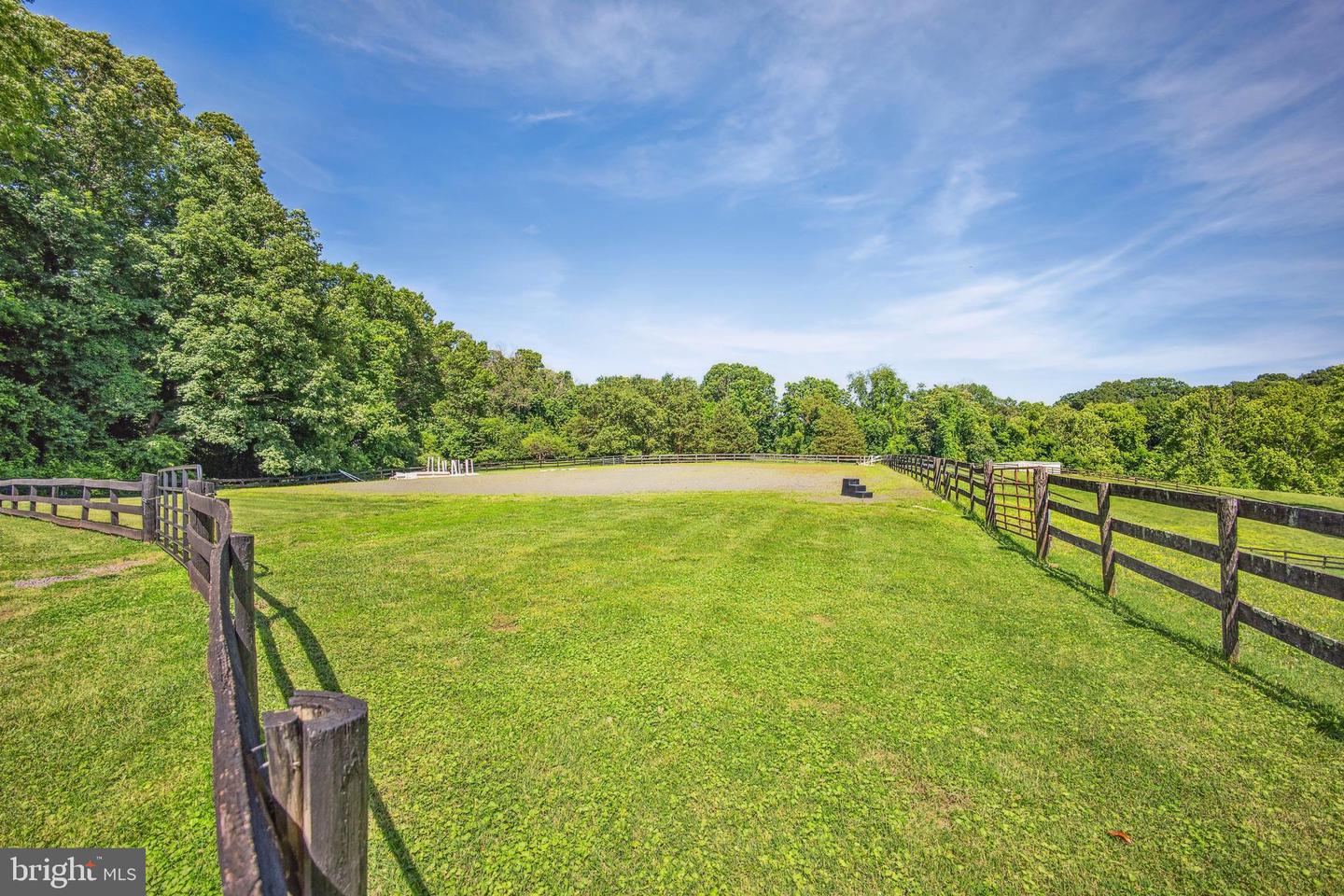 9341 CORNWELL FARM DR, GREAT FALLS, Virginia 22066, 4 Bedrooms Bedrooms, ,3 BathroomsBathrooms,Residential,For sale,9341 CORNWELL FARM DR,VAFX2277056 MLS # VAFX2277056