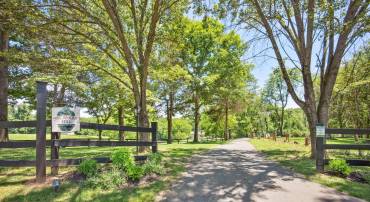 9341 CORNWELL FARM DR, GREAT FALLS, Virginia 22066, 4 Bedrooms Bedrooms, ,3 BathroomsBathrooms,Residential,For sale,9341 CORNWELL FARM DR,VAFX2277056 MLS # VAFX2277056