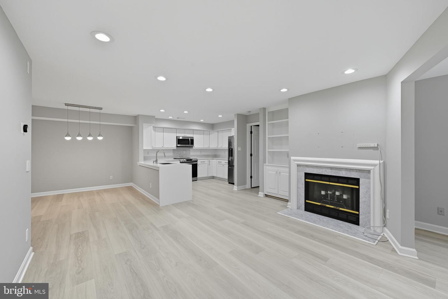 12008 RIDGE KNOLL DR #507A, FAIRFAX, Virginia 22033, 2 Bedrooms Bedrooms, 4 Rooms Rooms,2 BathroomsBathrooms,Residential,For sale,12008 RIDGE KNOLL DR #507A,VAFX2277058 MLS # VAFX2277058