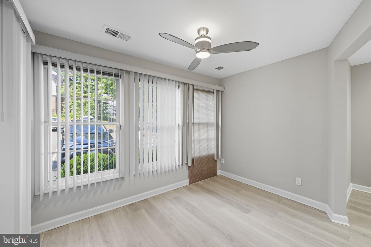 12008 RIDGE KNOLL DR #507A, FAIRFAX, Virginia 22033, 2 Bedrooms Bedrooms, 4 Rooms Rooms,2 BathroomsBathrooms,Residential,For sale,12008 RIDGE KNOLL DR #507A,VAFX2277058 MLS # VAFX2277058