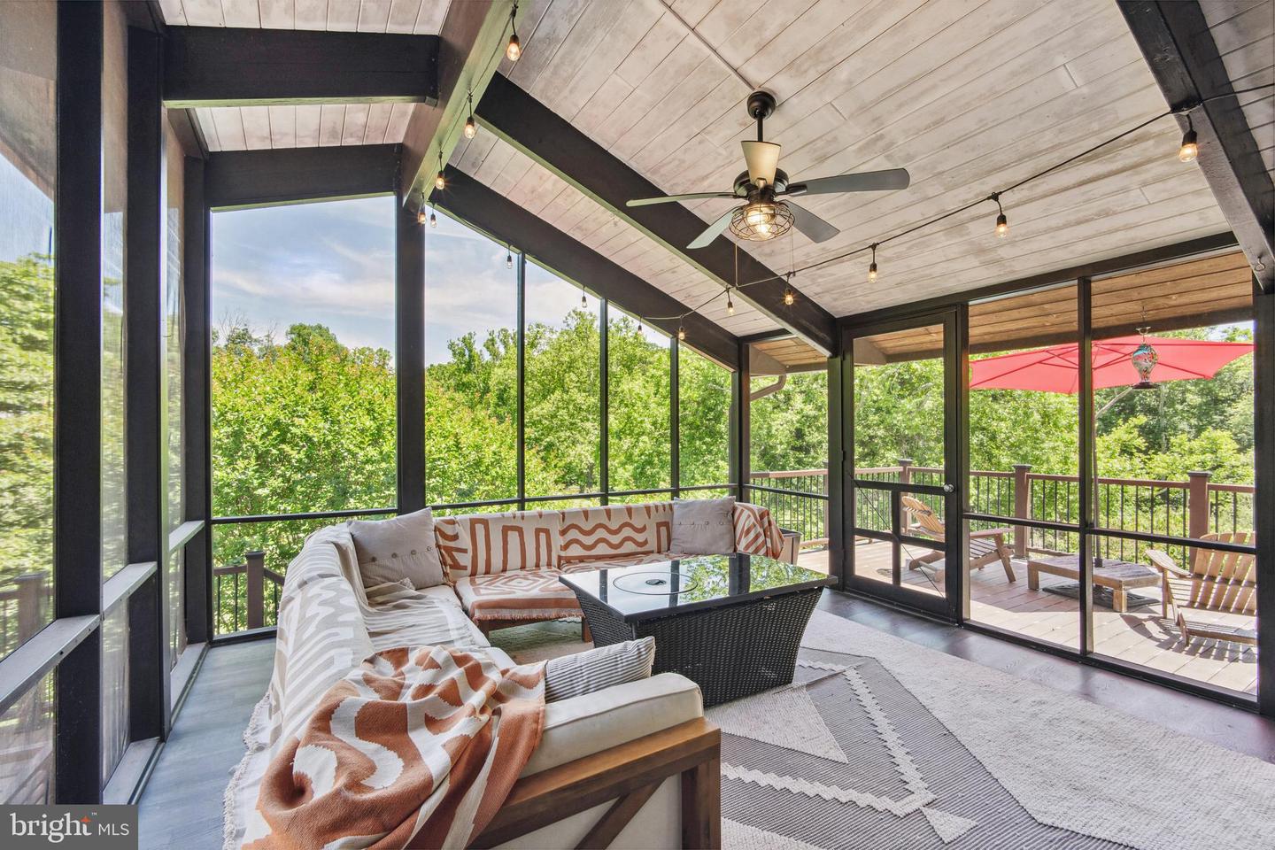 9341 CORNWELL FARM DR, GREAT FALLS, Virginia 22066, 4 Bedrooms Bedrooms, ,3 BathroomsBathrooms,Residential,For sale,9341 CORNWELL FARM DR,VAFX2277060 MLS # VAFX2277060