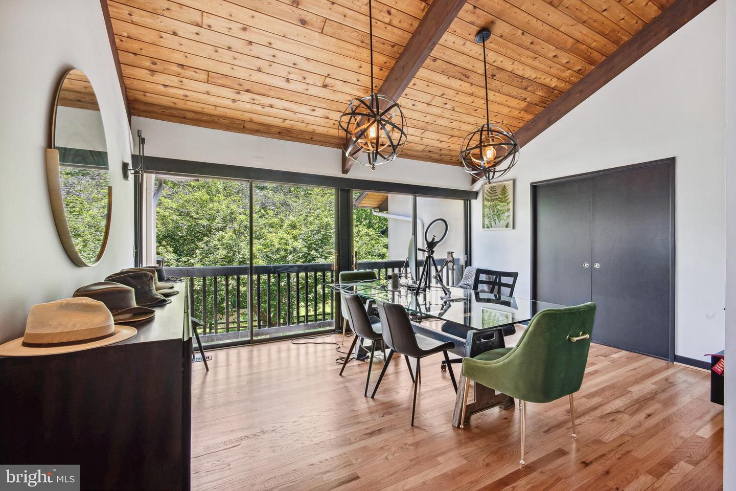 9341 CORNWELL FARM DR, GREAT FALLS, Virginia 22066, 4 Bedrooms Bedrooms, ,3 BathroomsBathrooms,Residential,For sale,9341 CORNWELL FARM DR,VAFX2277060 MLS # VAFX2277060