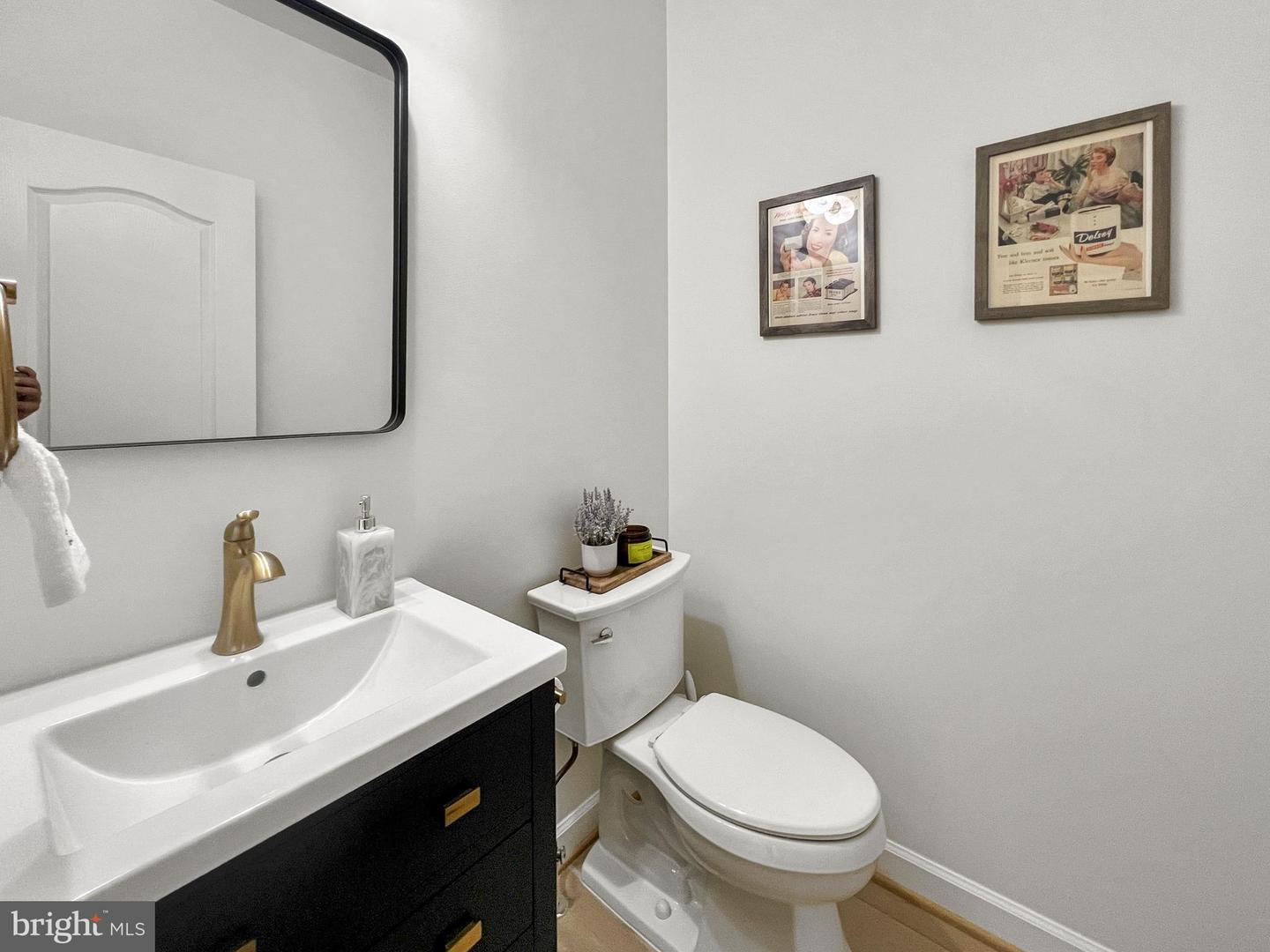 24994 WHITE FIR CT, CHANTILLY, Virginia 20152, 4 Bedrooms Bedrooms, ,3 BathroomsBathrooms,Residential,For sale,24994 WHITE FIR CT,VALO2110126 MLS # VALO2110126 24994 WHITE FIR CT, CHANTILLY, Virginia 20152, 4 Bedrooms Bedrooms, ,3 BathroomsBathrooms,Residential,For sale,24994 WHITE FIR CT,VALO2110126 MLS # VALO2110126