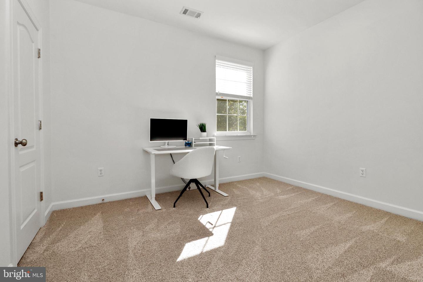 24994 WHITE FIR CT, CHANTILLY, Virginia 20152, 4 Bedrooms Bedrooms, ,3 BathroomsBathrooms,Residential,For sale,24994 WHITE FIR CT,VALO2110126 MLS # VALO2110126 24994 WHITE FIR CT, CHANTILLY, Virginia 20152, 4 Bedrooms Bedrooms, ,3 BathroomsBathrooms,Residential,For sale,24994 WHITE FIR CT,VALO2110126 MLS # VALO2110126