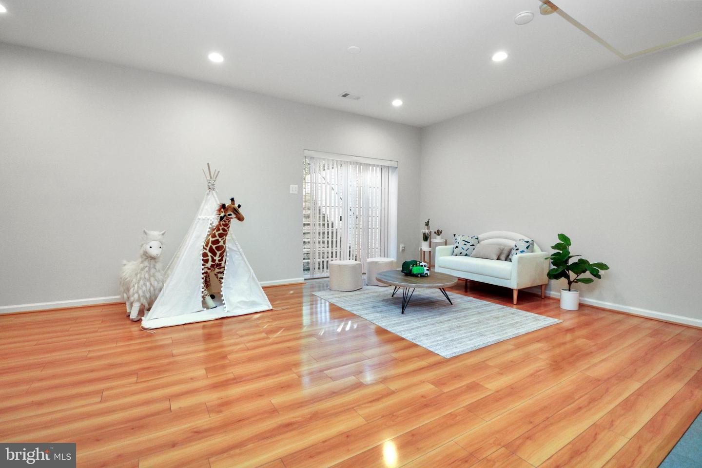 24994 WHITE FIR CT, CHANTILLY, Virginia 20152, 4 Bedrooms Bedrooms, ,3 BathroomsBathrooms,Residential,For sale,24994 WHITE FIR CT,VALO2110126 MLS # VALO2110126 24994 WHITE FIR CT, CHANTILLY, Virginia 20152, 4 Bedrooms Bedrooms, ,3 BathroomsBathrooms,Residential,For sale,24994 WHITE FIR CT,VALO2110126 MLS # VALO2110126