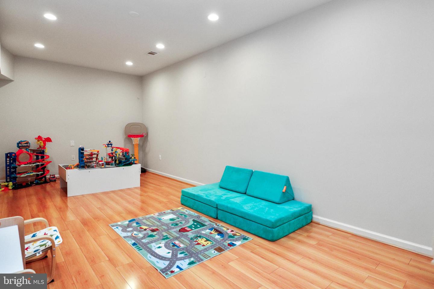 24994 WHITE FIR CT, CHANTILLY, Virginia 20152, 4 Bedrooms Bedrooms, ,3 BathroomsBathrooms,Residential,For sale,24994 WHITE FIR CT,VALO2110126 MLS # VALO2110126 24994 WHITE FIR CT, CHANTILLY, Virginia 20152, 4 Bedrooms Bedrooms, ,3 BathroomsBathrooms,Residential,For sale,24994 WHITE FIR CT,VALO2110126 MLS # VALO2110126