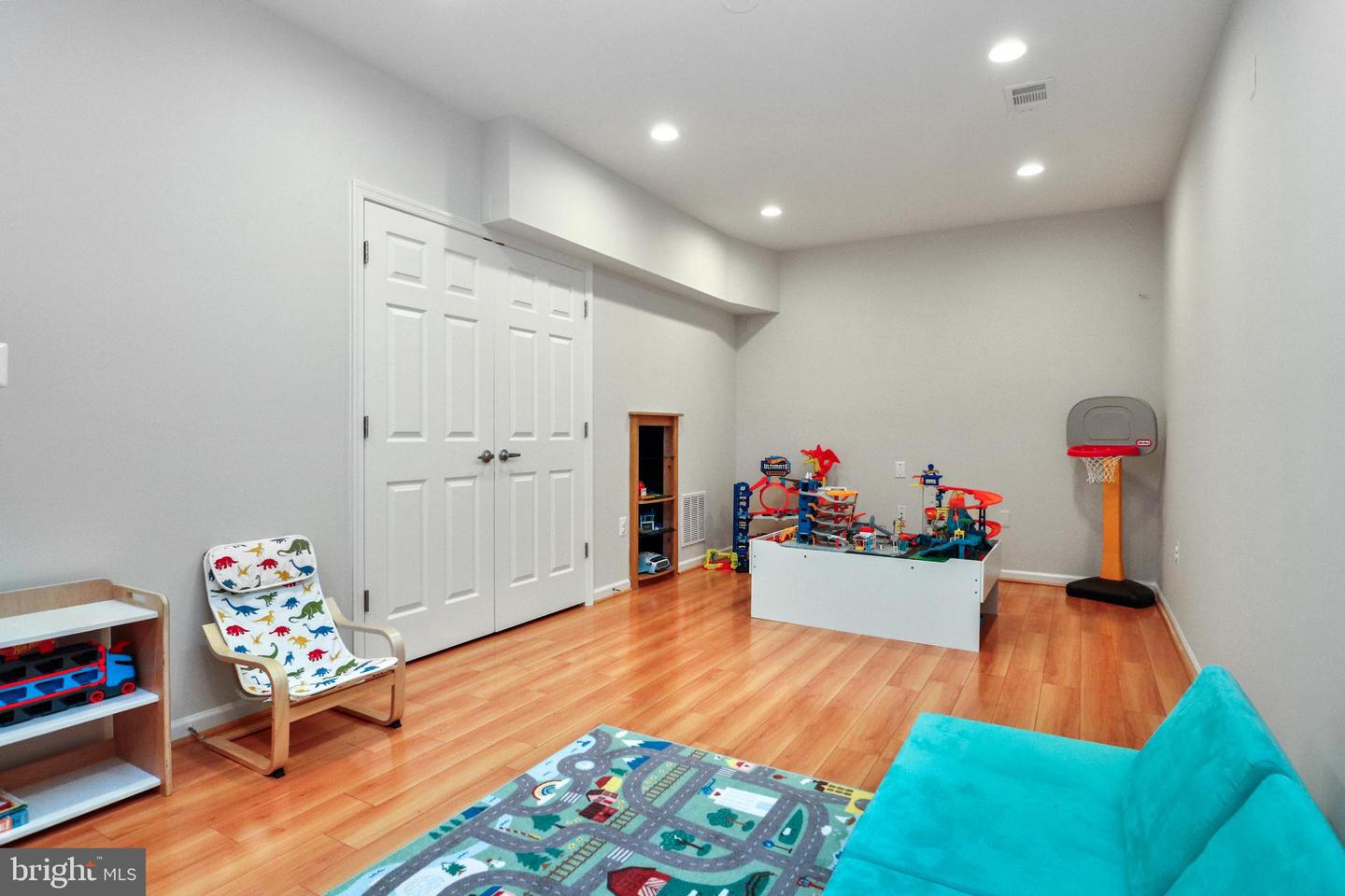 24994 WHITE FIR CT, CHANTILLY, Virginia 20152, 4 Bedrooms Bedrooms, ,3 BathroomsBathrooms,Residential,For sale,24994 WHITE FIR CT,VALO2110126 MLS # VALO2110126 24994 WHITE FIR CT, CHANTILLY, Virginia 20152, 4 Bedrooms Bedrooms, ,3 BathroomsBathrooms,Residential,For sale,24994 WHITE FIR CT,VALO2110126 MLS # VALO2110126