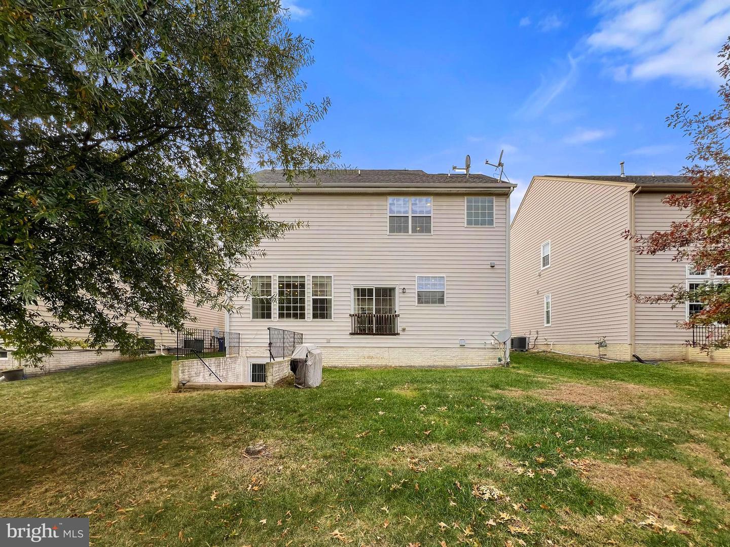 24994 WHITE FIR CT, CHANTILLY, Virginia 20152, 4 Bedrooms Bedrooms, ,3 BathroomsBathrooms,Residential,For sale,24994 WHITE FIR CT,VALO2110126 MLS # VALO2110126 24994 WHITE FIR CT, CHANTILLY, Virginia 20152, 4 Bedrooms Bedrooms, ,3 BathroomsBathrooms,Residential,For sale,24994 WHITE FIR CT,VALO2110126 MLS # VALO2110126