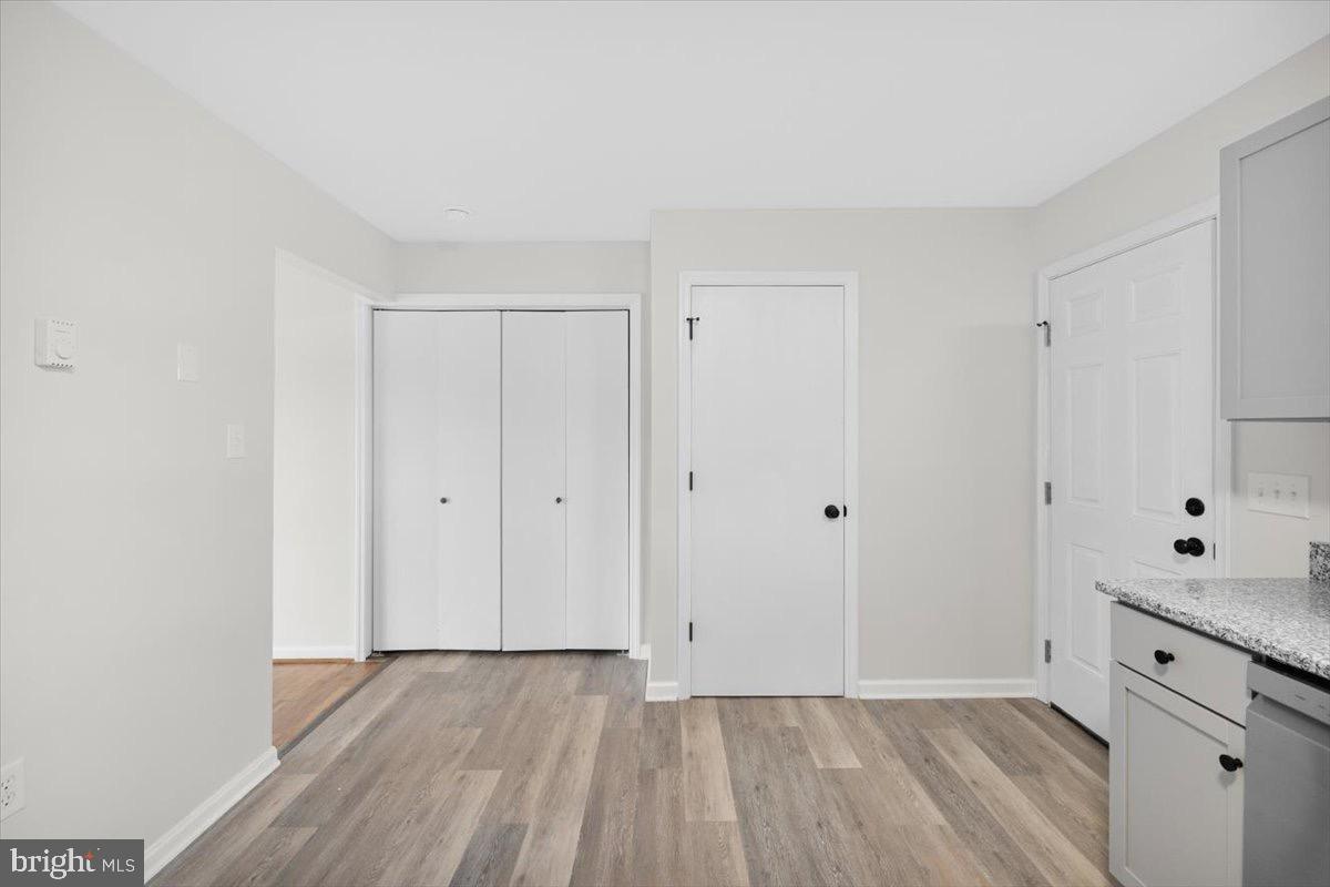 513 BUCKINGHAM DR, STEPHENS CITY, Virginia 22655, 2 Bedrooms Bedrooms, 6 Rooms Rooms,1 BathroomBathrooms,Residential,For sale,513 BUCKINGHAM DR,VAFV2037774 MLS # VAFV2037774