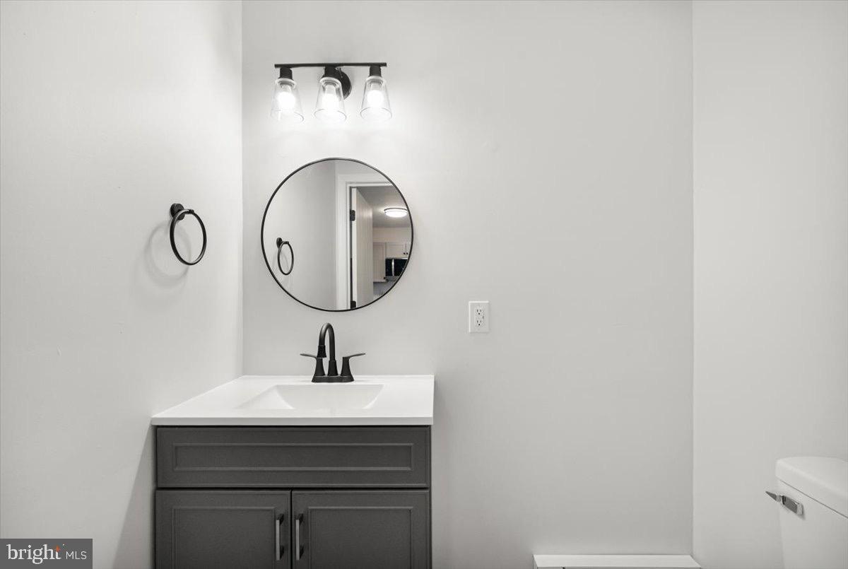 513 BUCKINGHAM DR, STEPHENS CITY, Virginia 22655, 2 Bedrooms Bedrooms, 6 Rooms Rooms,1 BathroomBathrooms,Residential,For sale,513 BUCKINGHAM DR,VAFV2037774 MLS # VAFV2037774