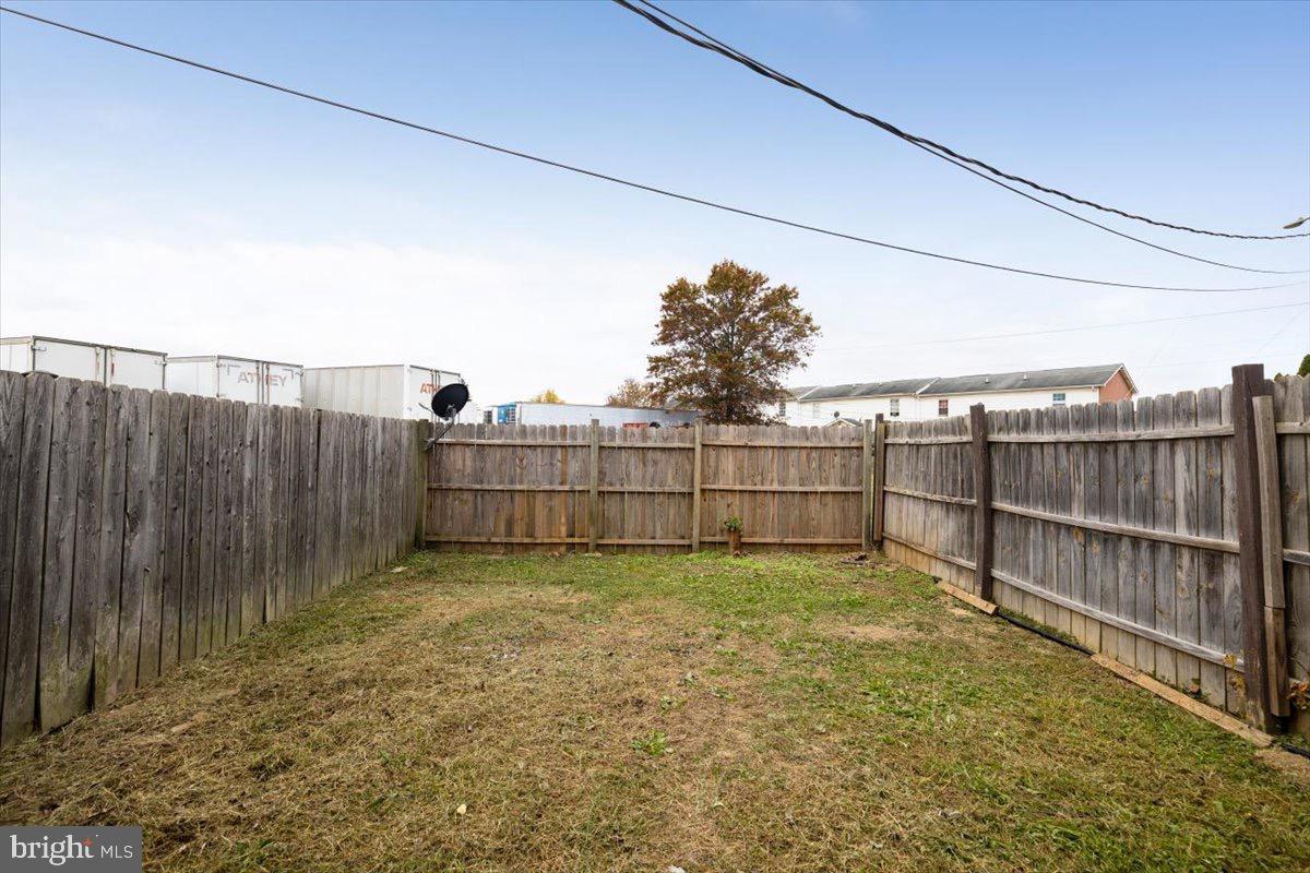 513 BUCKINGHAM DR, STEPHENS CITY, Virginia 22655, 2 Bedrooms Bedrooms, 6 Rooms Rooms,1 BathroomBathrooms,Residential,For sale,513 BUCKINGHAM DR,VAFV2037774 MLS # VAFV2037774