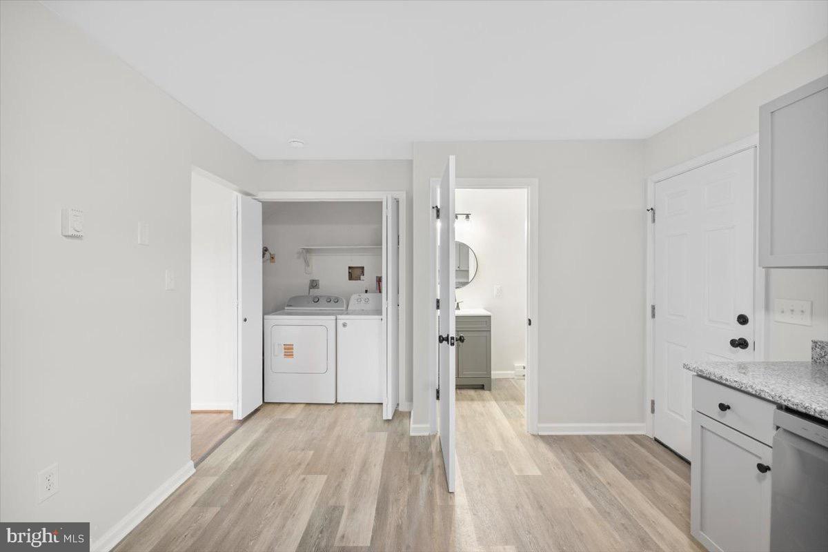 513 BUCKINGHAM DR, STEPHENS CITY, Virginia 22655, 2 Bedrooms Bedrooms, 6 Rooms Rooms,1 BathroomBathrooms,Residential,For sale,513 BUCKINGHAM DR,VAFV2037774 MLS # VAFV2037774