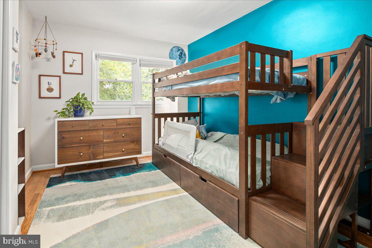 5913 4TH RD N, ARLINGTON, Virginia 22203, 3 Bedrooms Bedrooms, 9 Rooms Rooms,3 BathroomsBathrooms,Residential,For sale,5913 4TH RD N,VAAR2065580 MLS # VAAR2065580