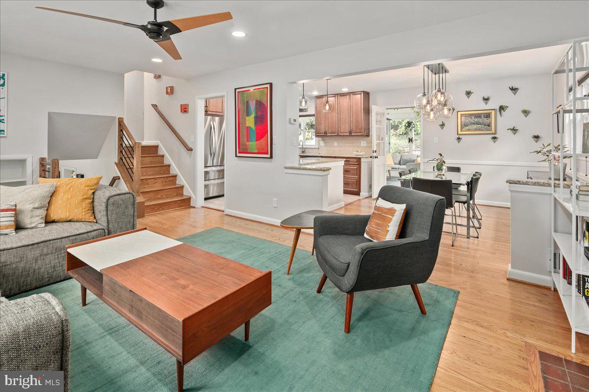 5913 4TH RD N, ARLINGTON, Virginia 22203, 3 Bedrooms Bedrooms, 9 Rooms Rooms,3 BathroomsBathrooms,Residential,For sale,5913 4TH RD N,VAAR2065580 MLS # VAAR2065580