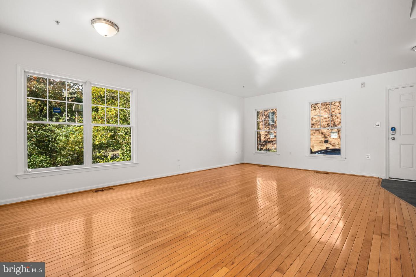 801 HR DR SE, WASHINGTON, District Of Columbia 20032, 3 Bedrooms Bedrooms, ,2 BathroomsBathrooms,Residential,For sale,801 HR DR SE,DCDC2229742 MLS # DCDC2229742