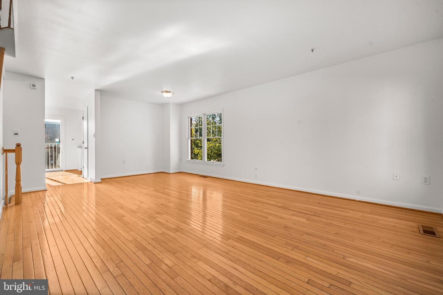 801 HR DR SE, WASHINGTON, District Of Columbia 20032, 3 Bedrooms Bedrooms, ,2 BathroomsBathrooms,Residential,For sale,801 HR DR SE,DCDC2229742 MLS # DCDC2229742