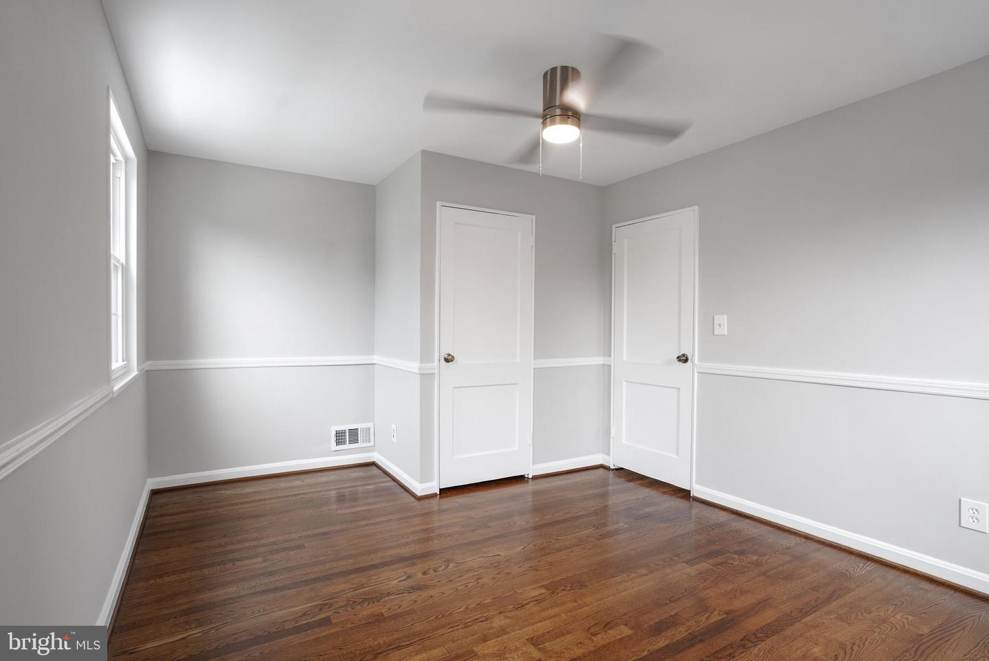 3202 13TH RD S, ARLINGTON, Virginia 22204, 3 Bedrooms Bedrooms, ,2 BathroomsBathrooms,Residential,For sale,3202 13TH RD S,VAAR2065582 MLS # VAAR2065582