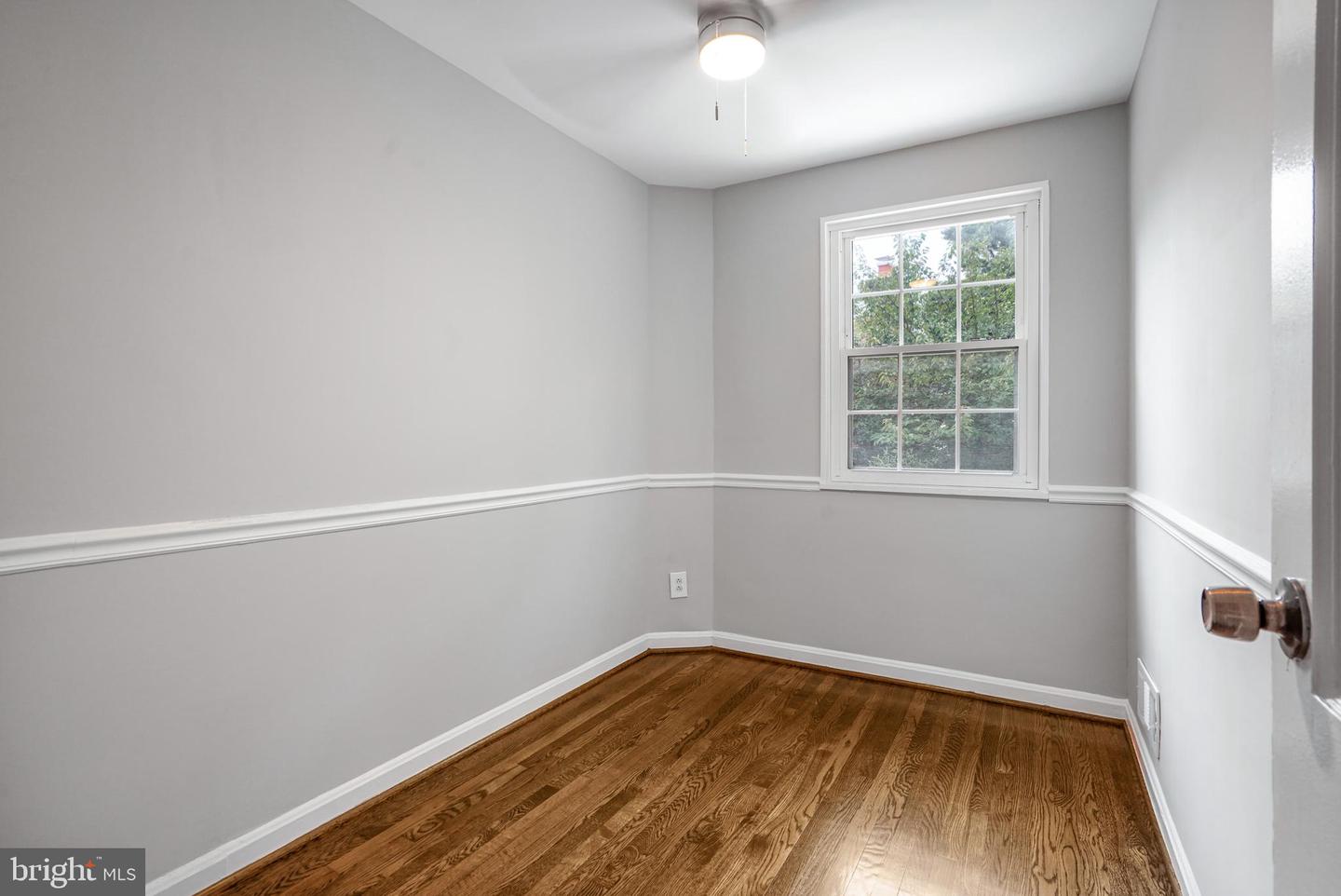 3202 13TH RD S, ARLINGTON, Virginia 22204, 3 Bedrooms Bedrooms, ,2 BathroomsBathrooms,Residential,For sale,3202 13TH RD S,VAAR2065582 MLS # VAAR2065582