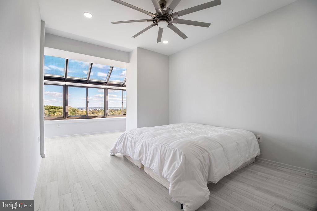 2111 WISCONSIN AVE NW #PH8, WASHINGTON, District Of Columbia 20007, 2 Bedrooms Bedrooms, 8 Rooms Rooms,2 BathroomsBathrooms,Residential,For sale,2111 WISCONSIN AVE NW #PH8,DCDC2229744 MLS # DCDC2229744