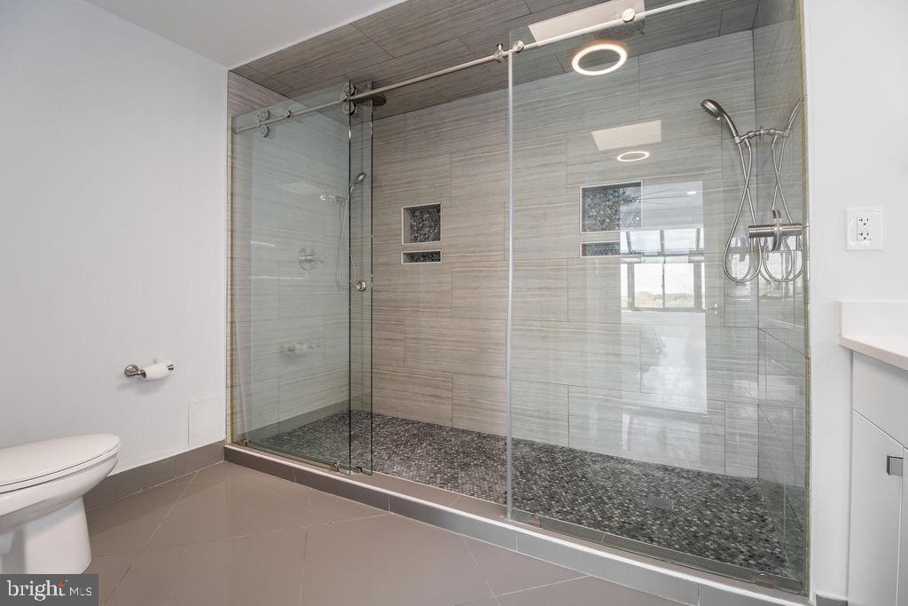 2111 WISCONSIN AVE NW #PH8, WASHINGTON, District Of Columbia 20007, 2 Bedrooms Bedrooms, 8 Rooms Rooms,2 BathroomsBathrooms,Residential,For sale,2111 WISCONSIN AVE NW #PH8,DCDC2229744 MLS # DCDC2229744