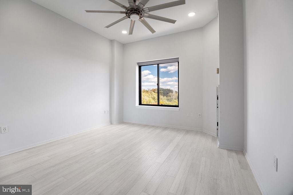 2111 WISCONSIN AVE NW #PH8, WASHINGTON, District Of Columbia 20007, 2 Bedrooms Bedrooms, 8 Rooms Rooms,2 BathroomsBathrooms,Residential,For sale,2111 WISCONSIN AVE NW #PH8,DCDC2229744 MLS # DCDC2229744